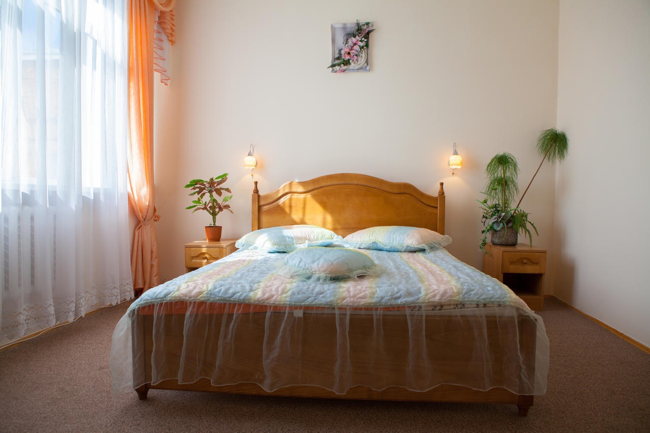 Отель Hotel Vinnytsia Sawoy Винница