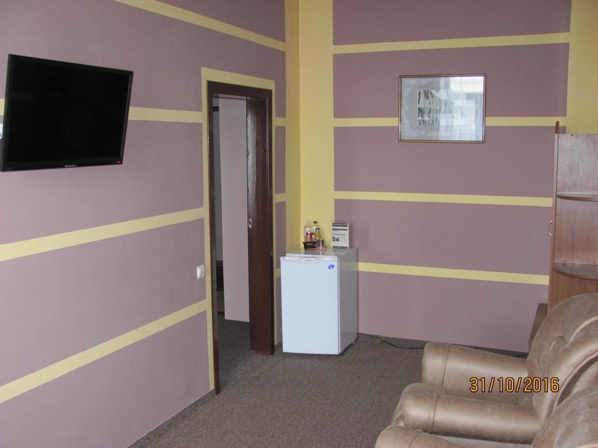 Отель Hotel Vinnytsia Sawoy Винница