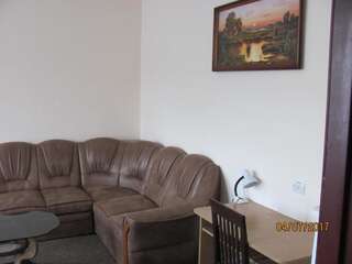 Отель Hotel Vinnytsia Sawoy Винница Люкс-8