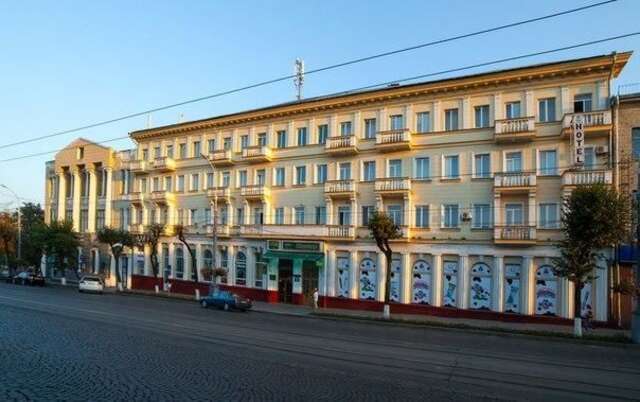 Отель Hotel Vinnytsia Sawoy Винница-3