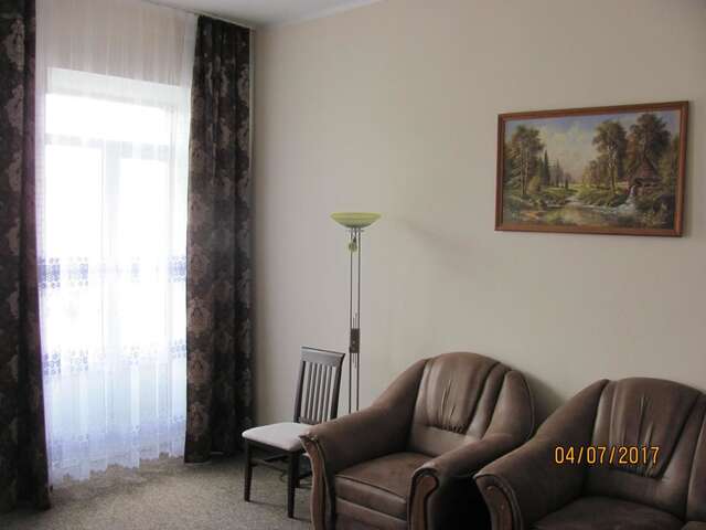 Отель Hotel Vinnytsia Sawoy Винница-17