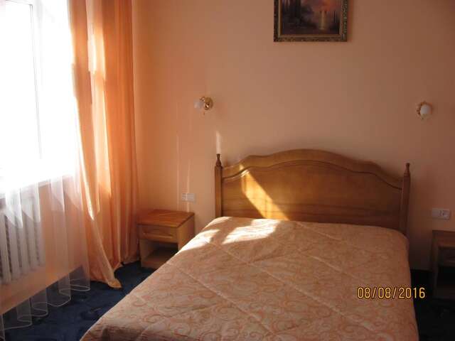 Отель Hotel Vinnytsia Sawoy Винница-6
